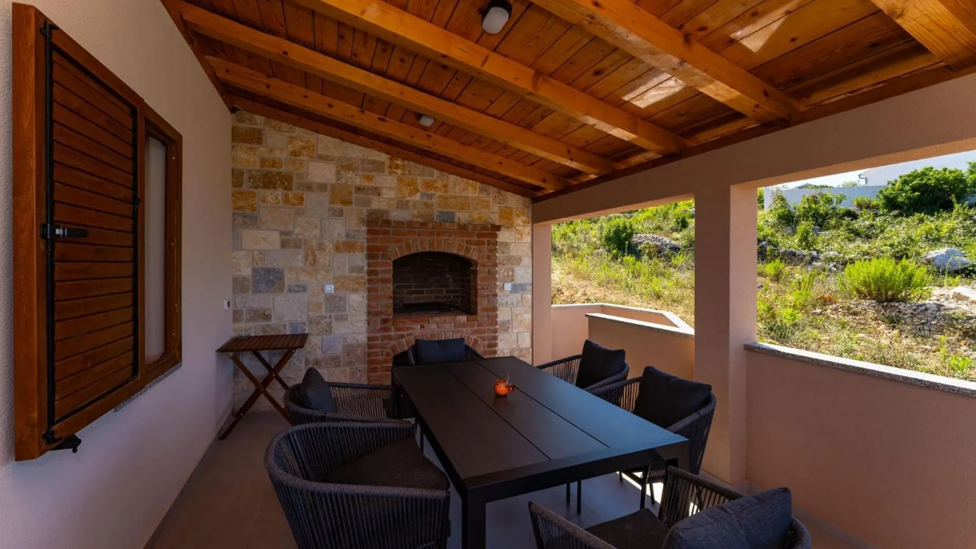 Holiday Home Lorena 노비그래드달마샤 0*,